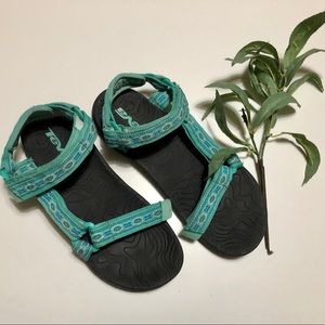 Vintage Teva Sandals (read description)